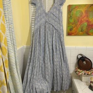 The Impeccable Pig Lavender Maxi Dress. Size Large.